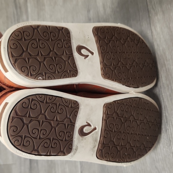 OluKai Pehuea Lau Womens Leather Slip On Size 8 - Picture 6 of 9